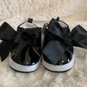 Rising Star Baby girl patent shoes (NEW)